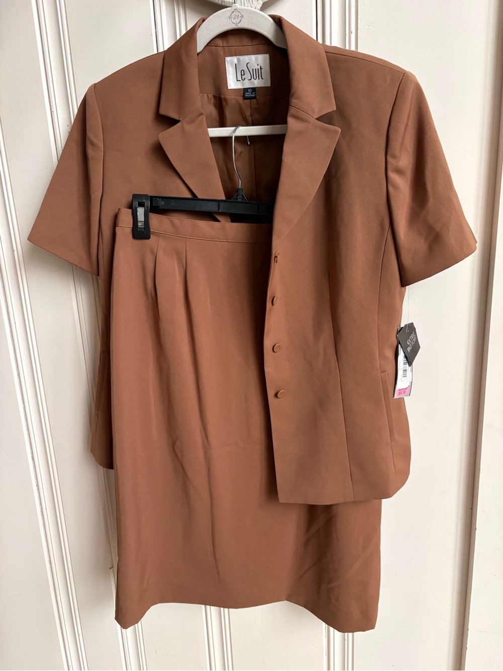 Le Suit Short-Sleeve Tailored Two Piece Garment Copper Brown 10 NWT